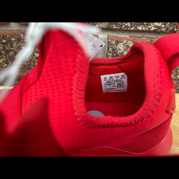 Women’s Puma Radiate athletic shoe - Picture 4 of 7